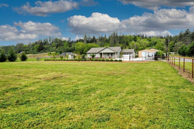 5786 Riverbanks Road, Grants Pass, OR 97527