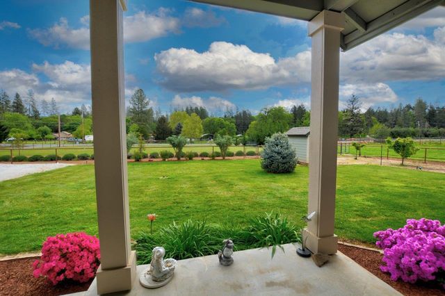 5786 Riverbanks Road, Grants Pass, OR 97527