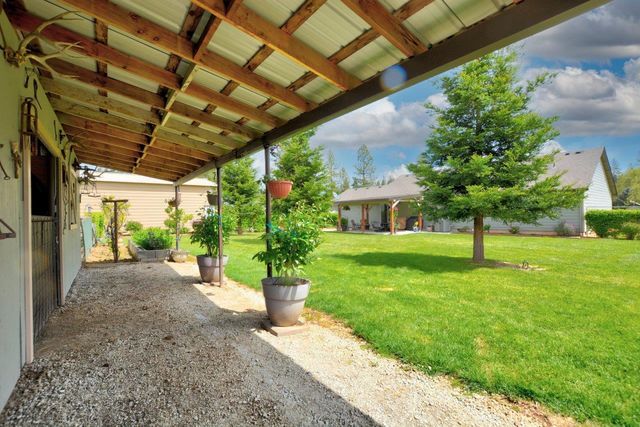 5786 Riverbanks Road, Grants Pass, OR 97527