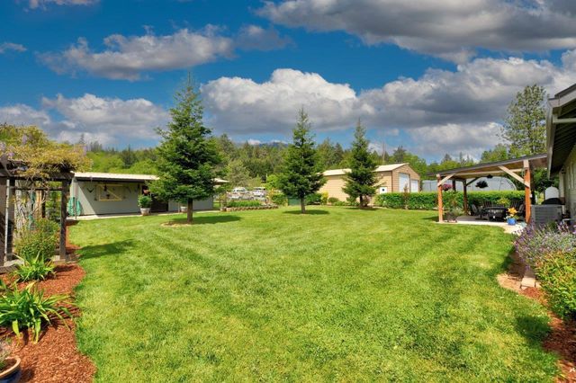 5786 Riverbanks Road, Grants Pass, OR 97527