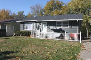 2122 CODY Street, Bettendorf, IA 52722