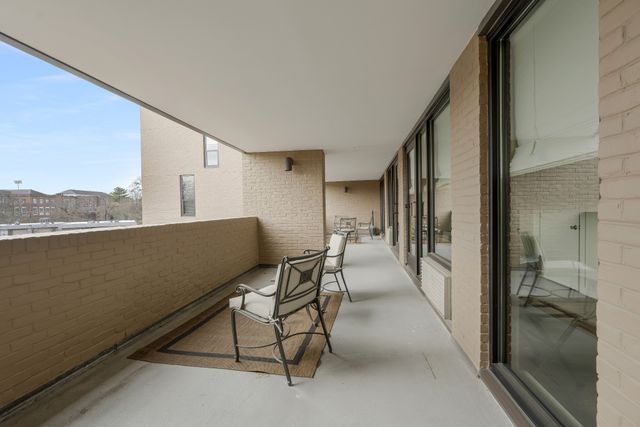 3901 West End Ave Apt 408, Nashville, TN 37205