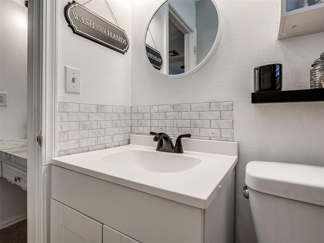 1317 Regency Boulevard, Moore, OK 73160