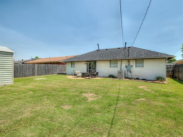 1317 Regency Boulevard, Moore, OK 73160