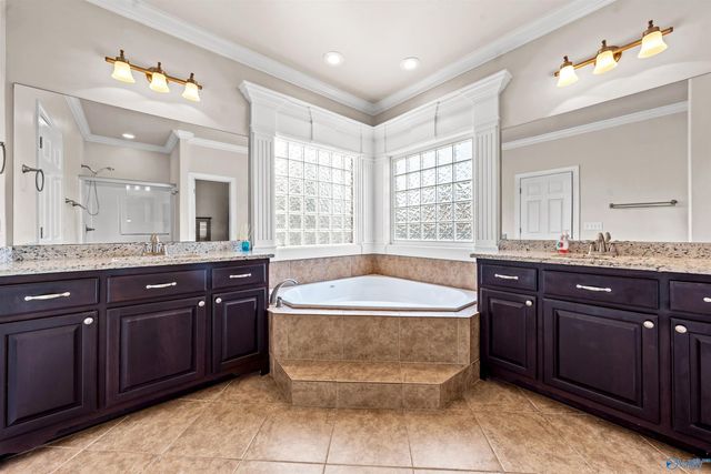 17043 Cliff Drive, Athens, AL 35613