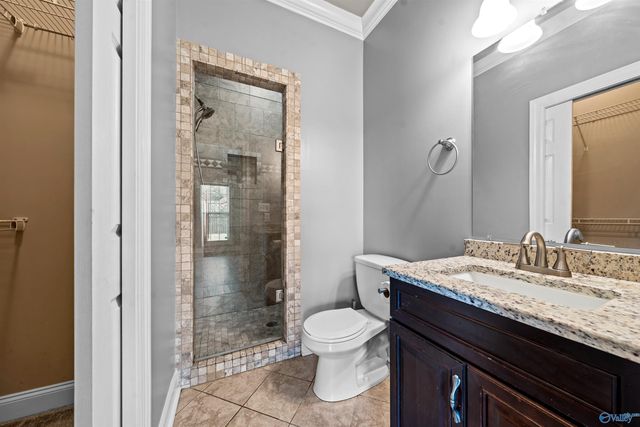 17043 Cliff Drive, Athens, AL 35613