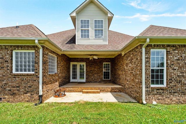 17043 Cliff Drive, Athens, AL 35613