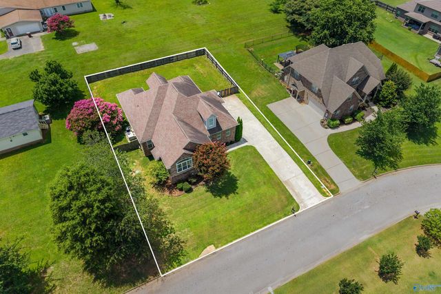 17043 Cliff Drive, Athens, AL 35613
