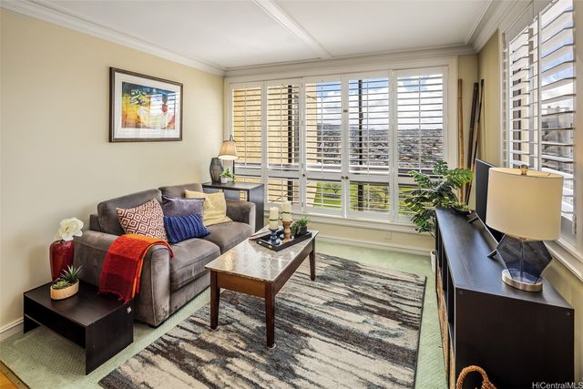 300 Wai Nani Way II2417, Honolulu, HI 96815