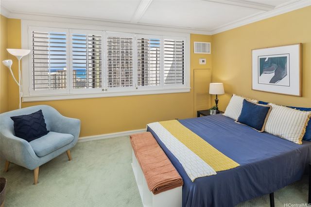 300 Wai Nani Way II2417, Honolulu, HI 96815