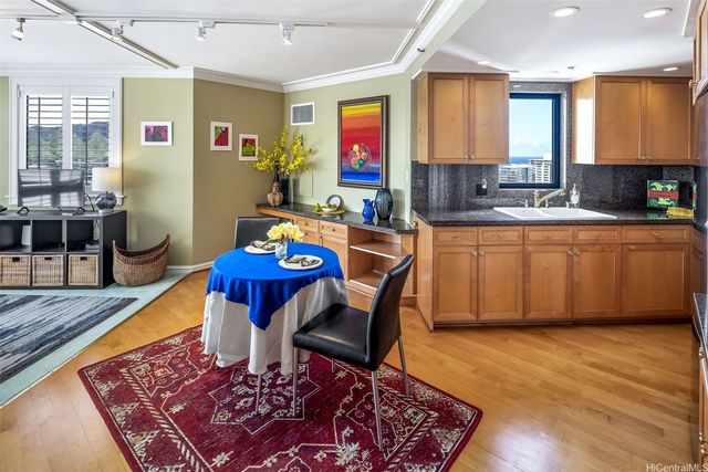 300 Wai Nani Way II2417, Honolulu, HI 96815