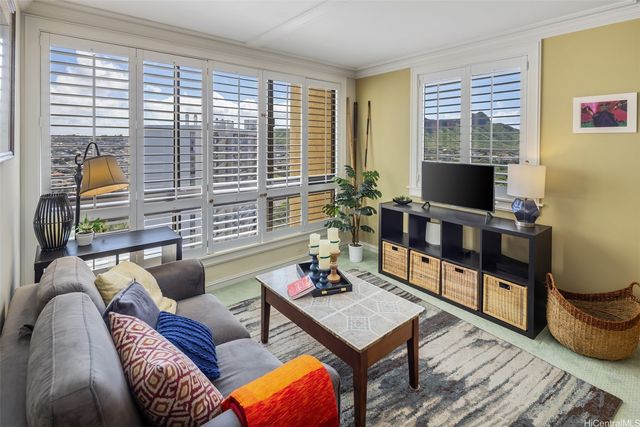 300 Wai Nani Way II2417, Honolulu, HI 96815