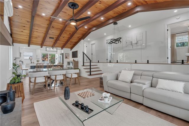 1067 Great Road, Lincoln, RI 02865