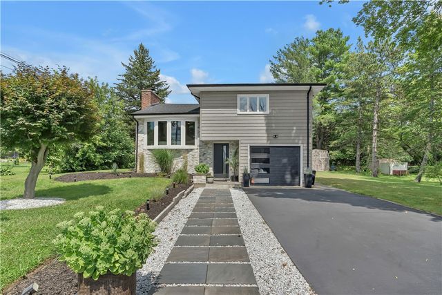 1067 Great Road, Lincoln, RI 02865