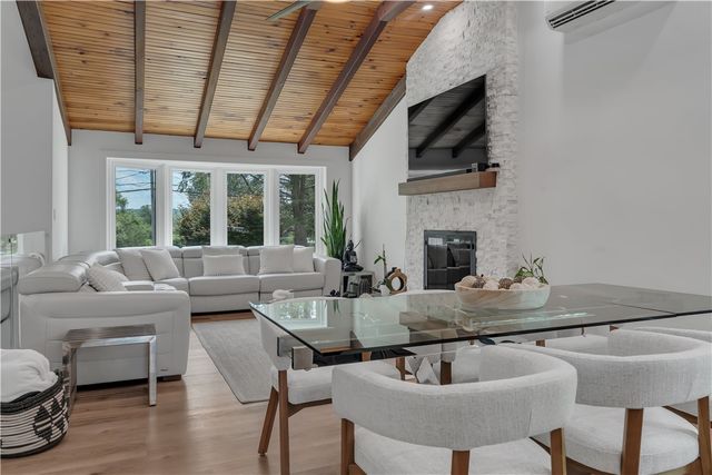 1067 Great Road, Lincoln, RI 02865