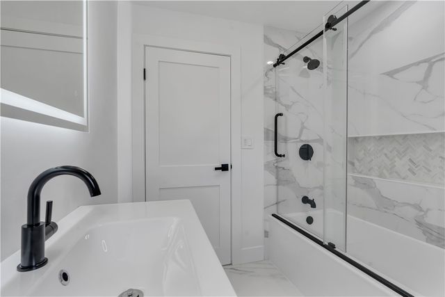 1067 Great Road, Lincoln, RI 02865