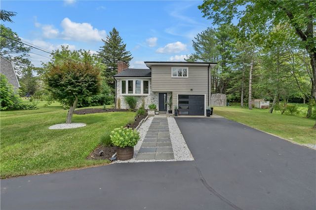 1067 Great Road, Lincoln, RI 02865