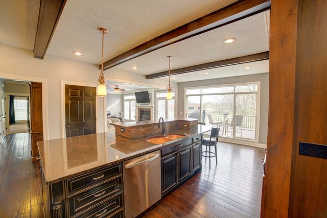 2267 Saint Andrews Circle, Bettendorf, IA 52722