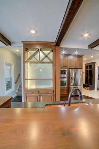 2267 Saint Andrews Circle, Bettendorf, IA 52722