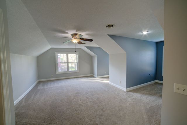 2267 Saint Andrews Circle, Bettendorf, IA 52722