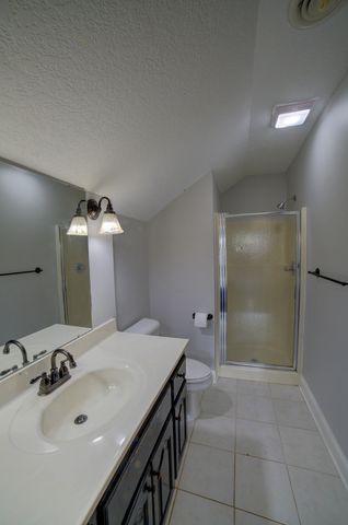 2267 Saint Andrews Circle, Bettendorf, IA 52722