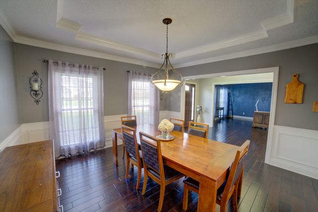 2267 Saint Andrews Circle, Bettendorf, IA 52722