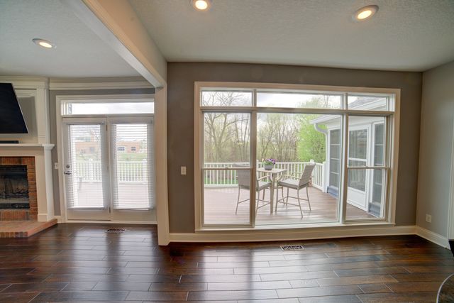 2267 Saint Andrews Circle, Bettendorf, IA 52722