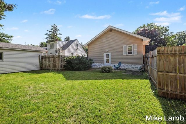 735 Van Buren Avenue, Grand Rapids, MI 49504