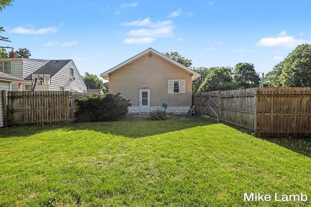 735 Van Buren Avenue, Grand Rapids, MI 49504