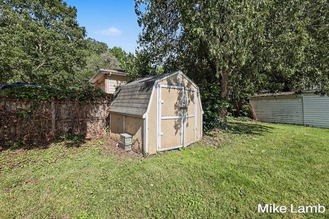 735 Van Buren Avenue, Grand Rapids, MI 49504