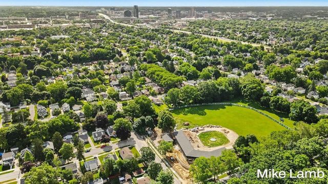 735 Van Buren Avenue, Grand Rapids, MI 49504