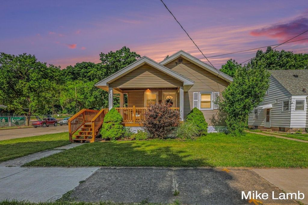 735 Van Buren Avenue, Grand Rapids, MI 49504