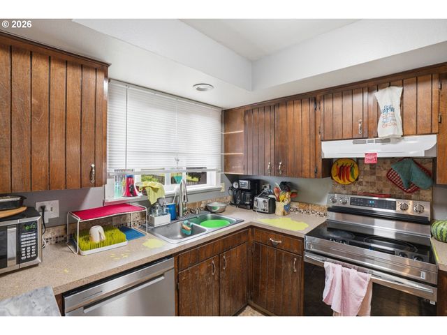 12815 Ne 13TH Ave, Vancouver, WA 98685