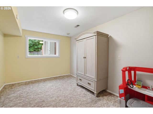 12815 Ne 13TH Ave, Vancouver, WA 98685