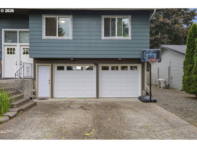 12815 Ne 13TH Ave, Vancouver, WA 98685