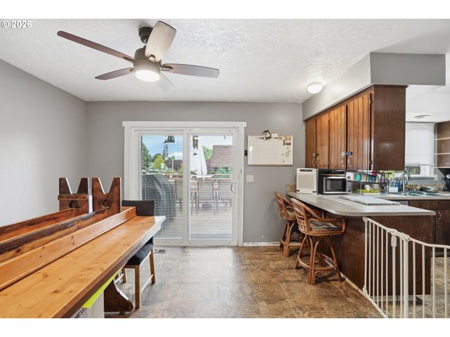 12815 Ne 13TH Ave, Vancouver, WA 98685