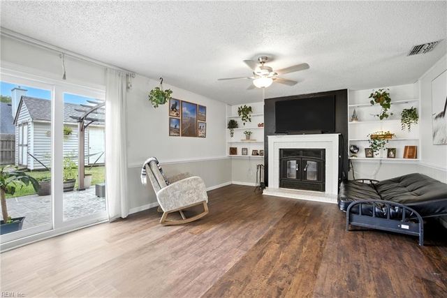 4216 Ware Neck DR, Virginia Beach, VA 23456
