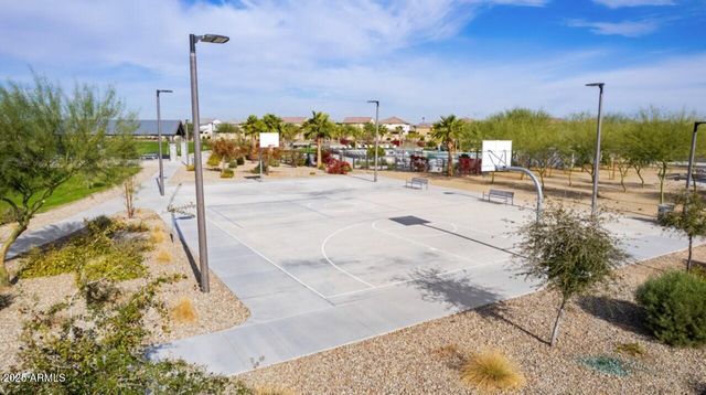 8815 W PASADENA Avenue, Glendale, AZ 85305