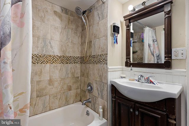 1809 MARSHALL AVE, Wilmington, DE 19808