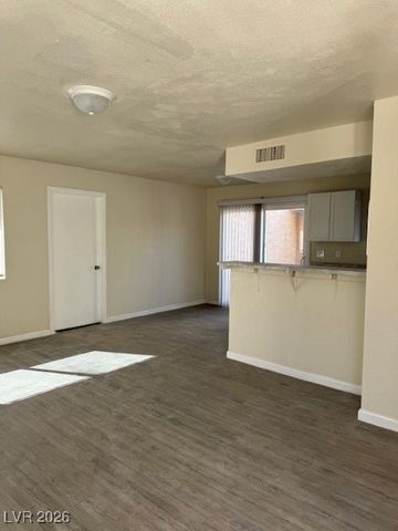 5116 Gray Lane G, Las Vegas, NV 89119