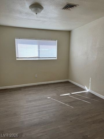 5116 Gray Lane G, Las Vegas, NV 89119