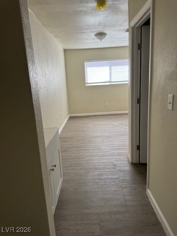 5116 Gray Lane G, Las Vegas, NV 89119
