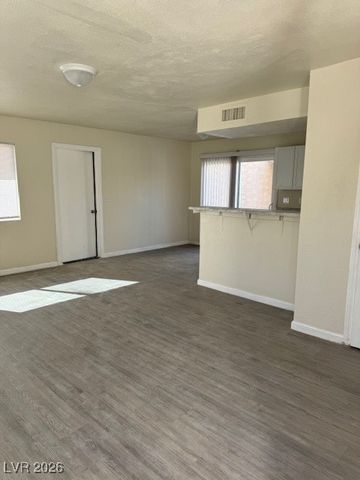 5116 Gray Lane G, Las Vegas, NV 89119