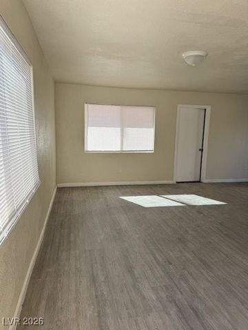 5116 Gray Lane G, Las Vegas, NV 89119