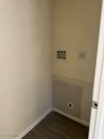 5116 Gray Lane G, Las Vegas, NV 89119
