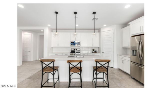 18764 W CANTERBURY Drive, Surprise, AZ 85388