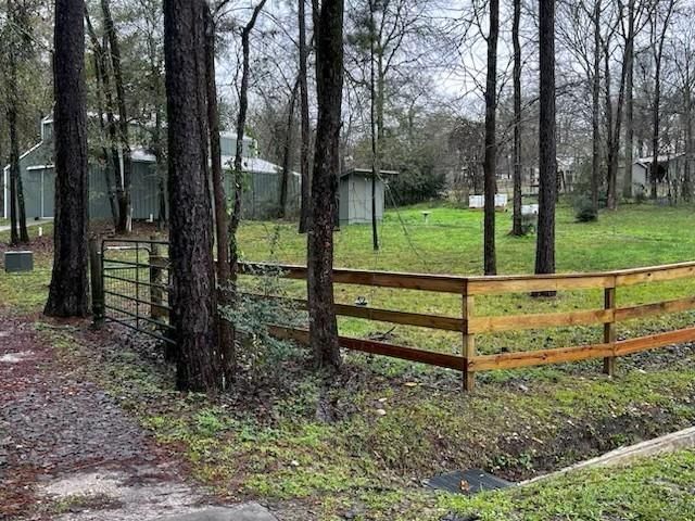 201 Harbor Run Drive, Coldspring, TX 77331