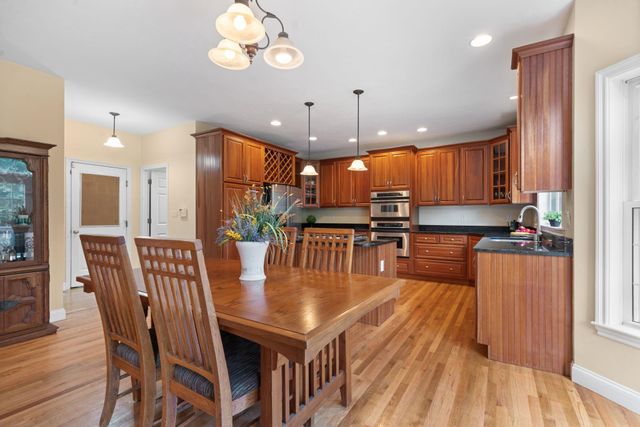 84 Searles Road, Windham, NH 03087
