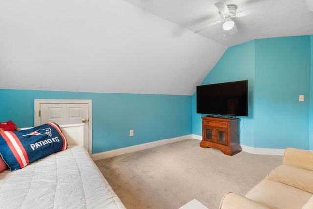 84 Searles Road, Windham, NH 03087