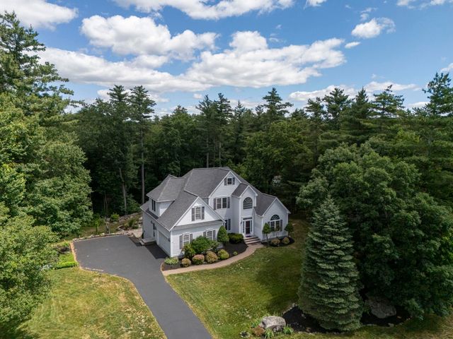 84 Searles Road, Windham, NH 03087